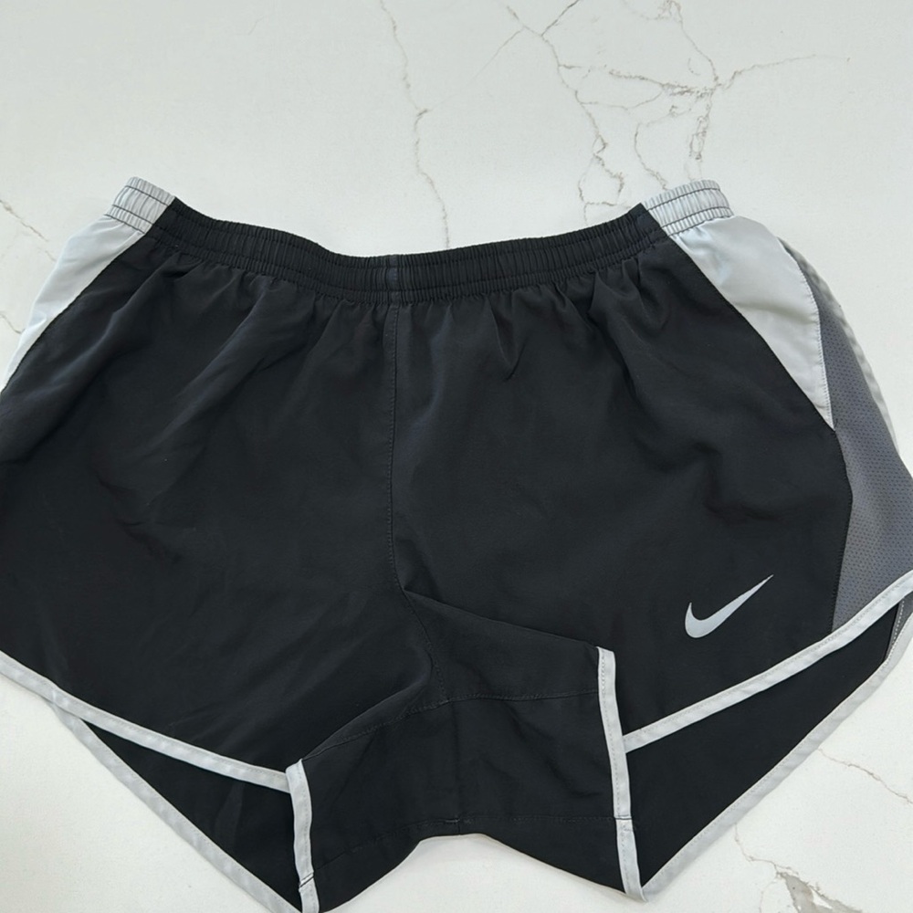 Women’s Lined Nike Running Shorts, Dri Fit, Medium